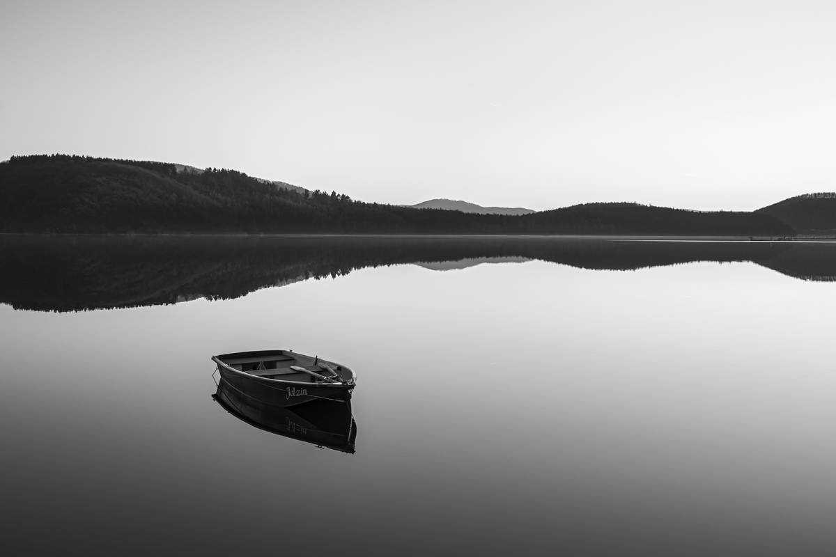 Seated Stillness Buddhify Guide: Your No-Fluff Path to Calm in a Chaotic World